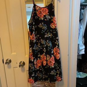 Sleeveless multicolored dress